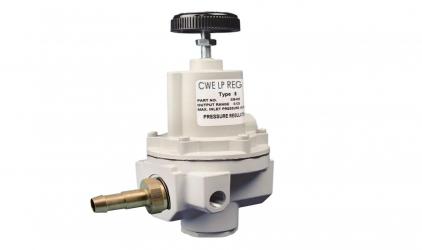 Low-pressure in-line regulator for use with SAR-830 series ventilators.